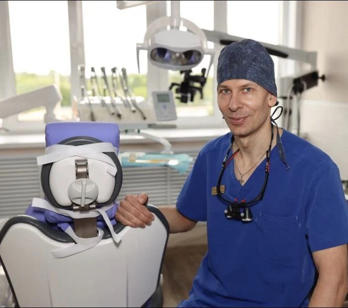 Крошкин Александр Дмитриевич Стоматолог Альтамед-с Одинцово записаться на примем - +8 (495) 255-44-50